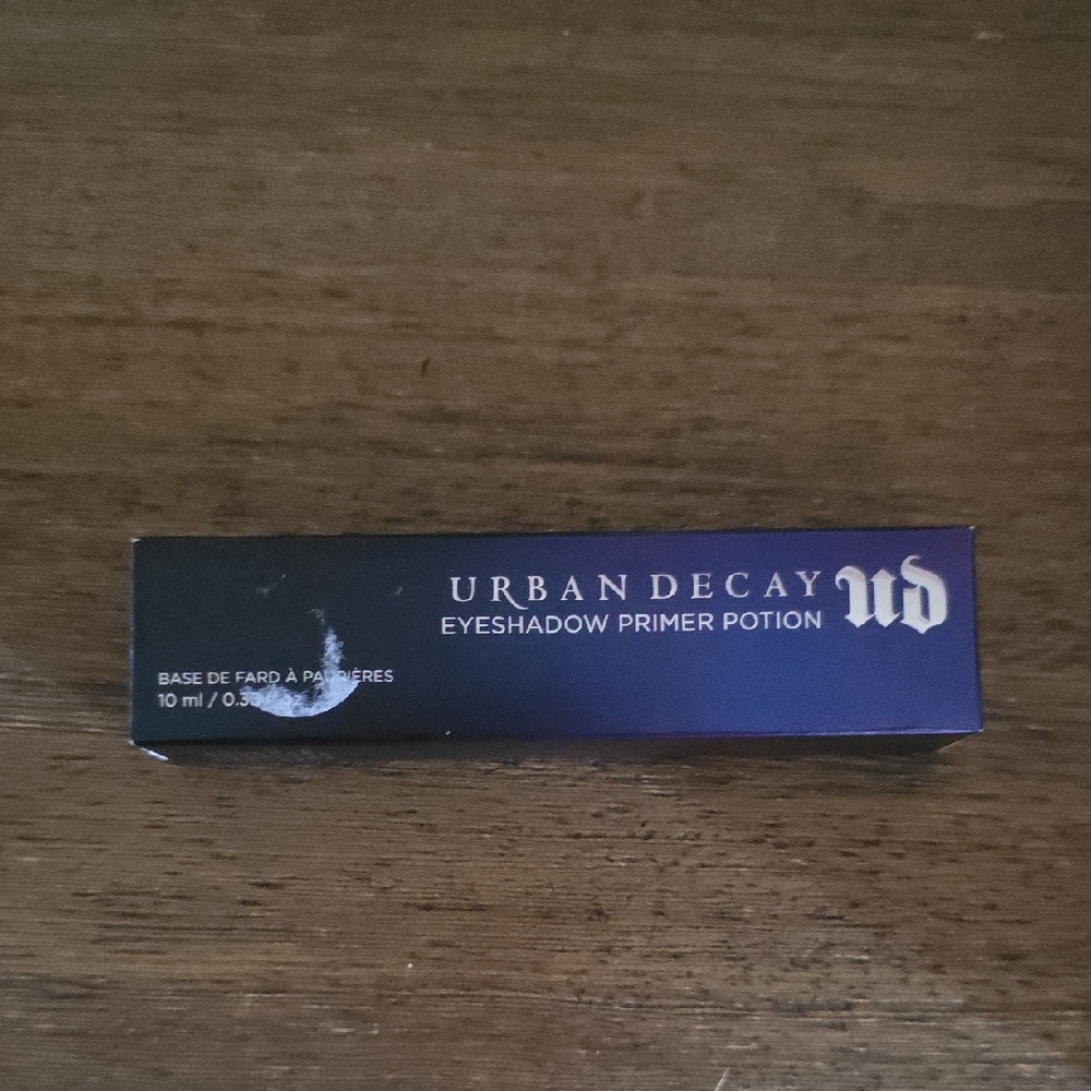 Urban Decay Eyeshadow Primer Potion - Black